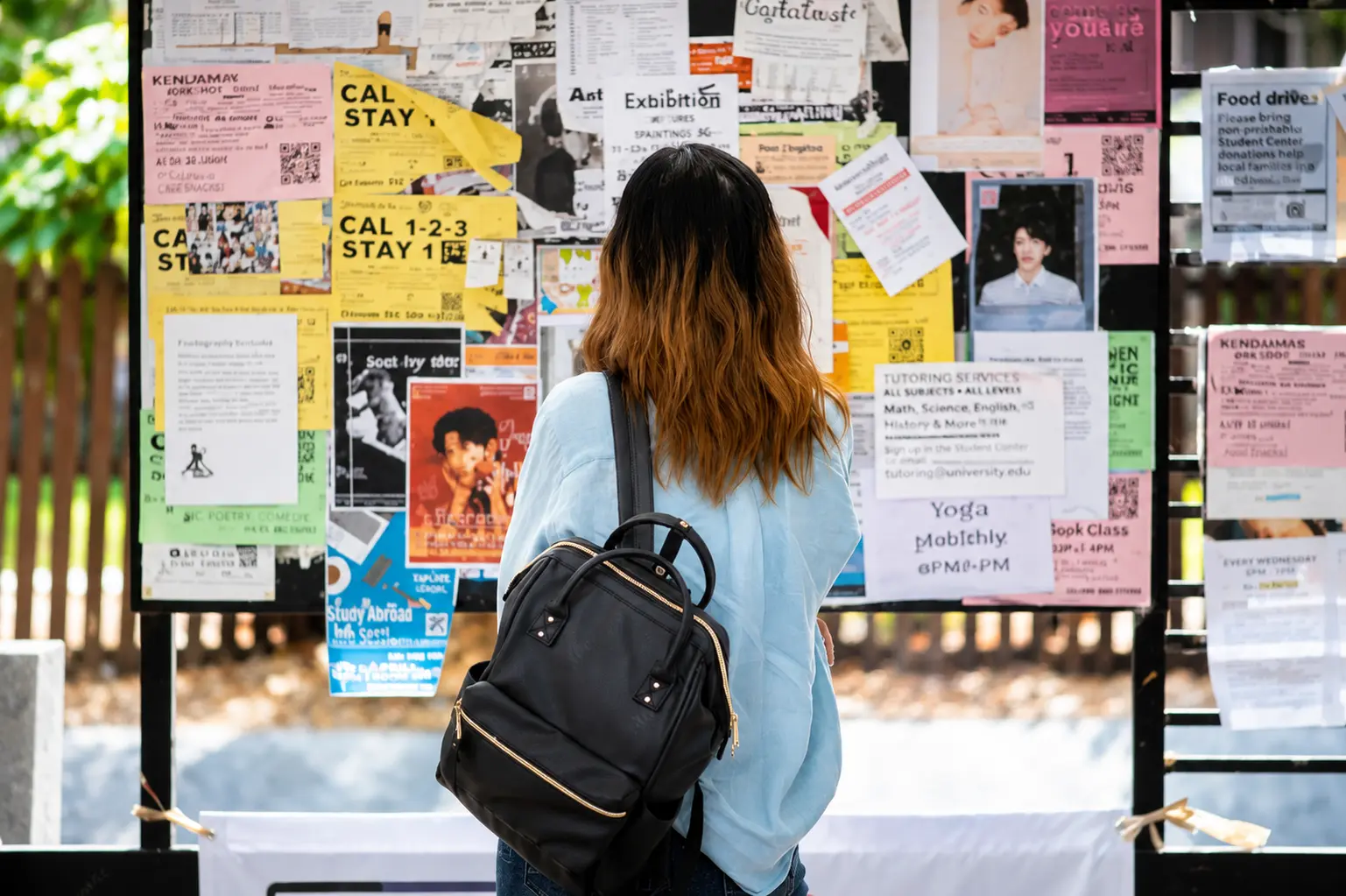 Regulación Publicitaria — Mercado & Competencia
